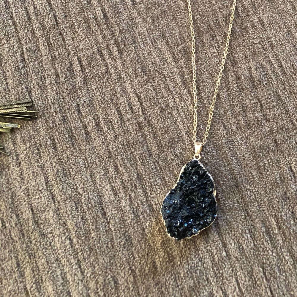 Geode necklace